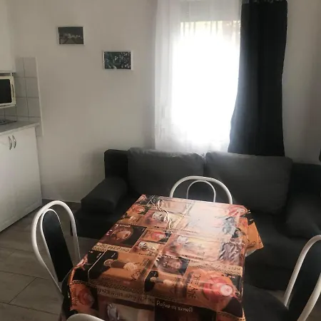 House On The * Балатонфеньвеш